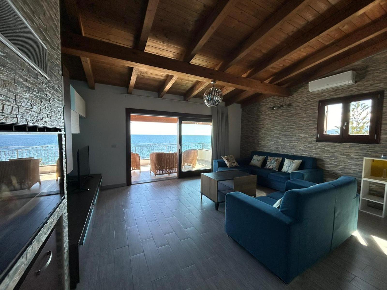 Dolce Vita Holiday Home カーラゴノネ エクステリア 写真